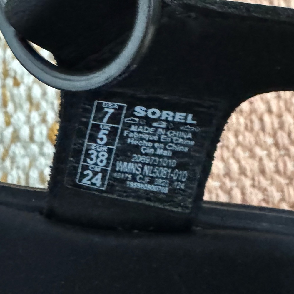 DAYSPRING ANKLE - BLACK - LEATHER

by: SOREL - Picture 10 of 10